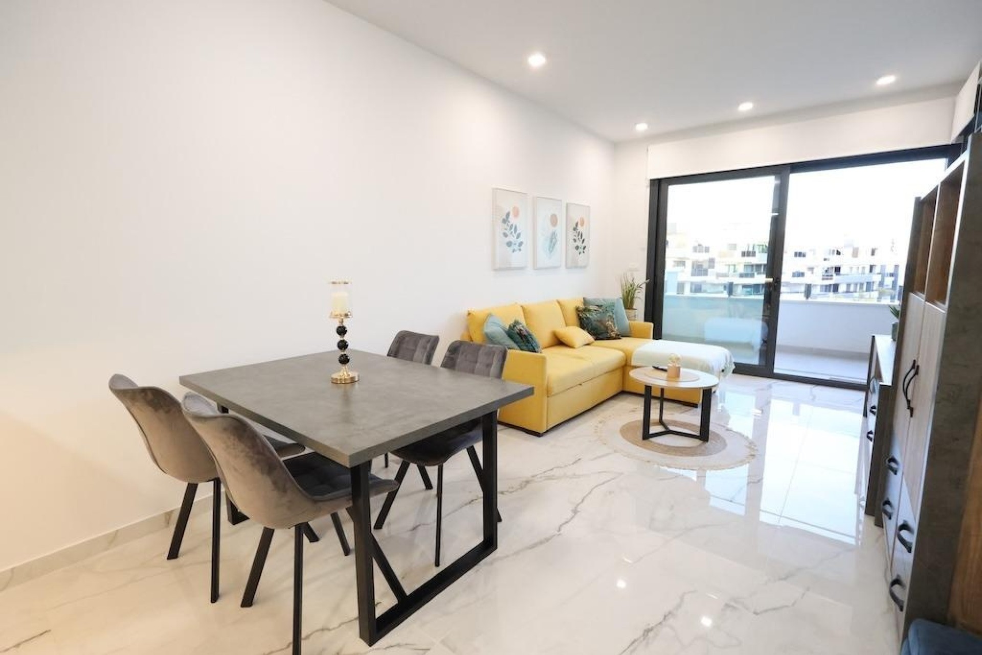 Venta - Apartamento / Piso -
Orihuela Costa - Punta Prima