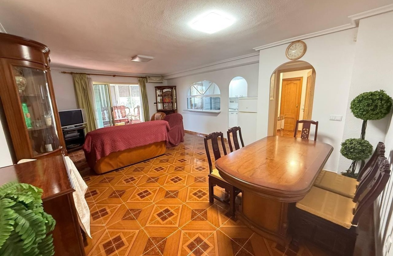 Venta - Apartamento / Piso -
Orihuela Costa - Punta Prima