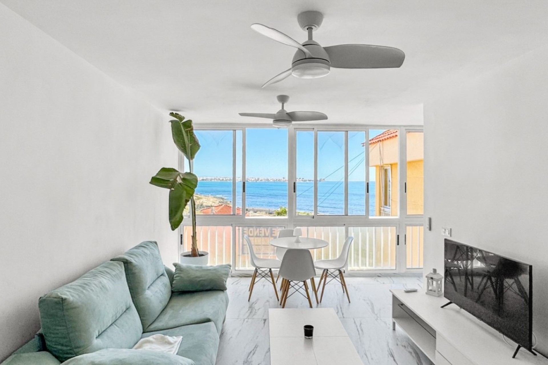 Venta - Apartamento / Piso -
Orihuela Costa - Punta Prima