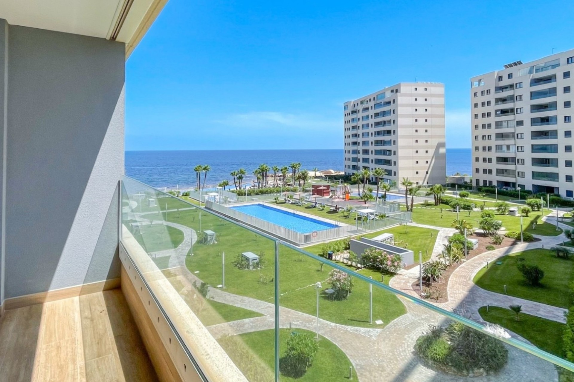 Venta - Apartamento / Piso -
Orihuela Costa - Punta Prima