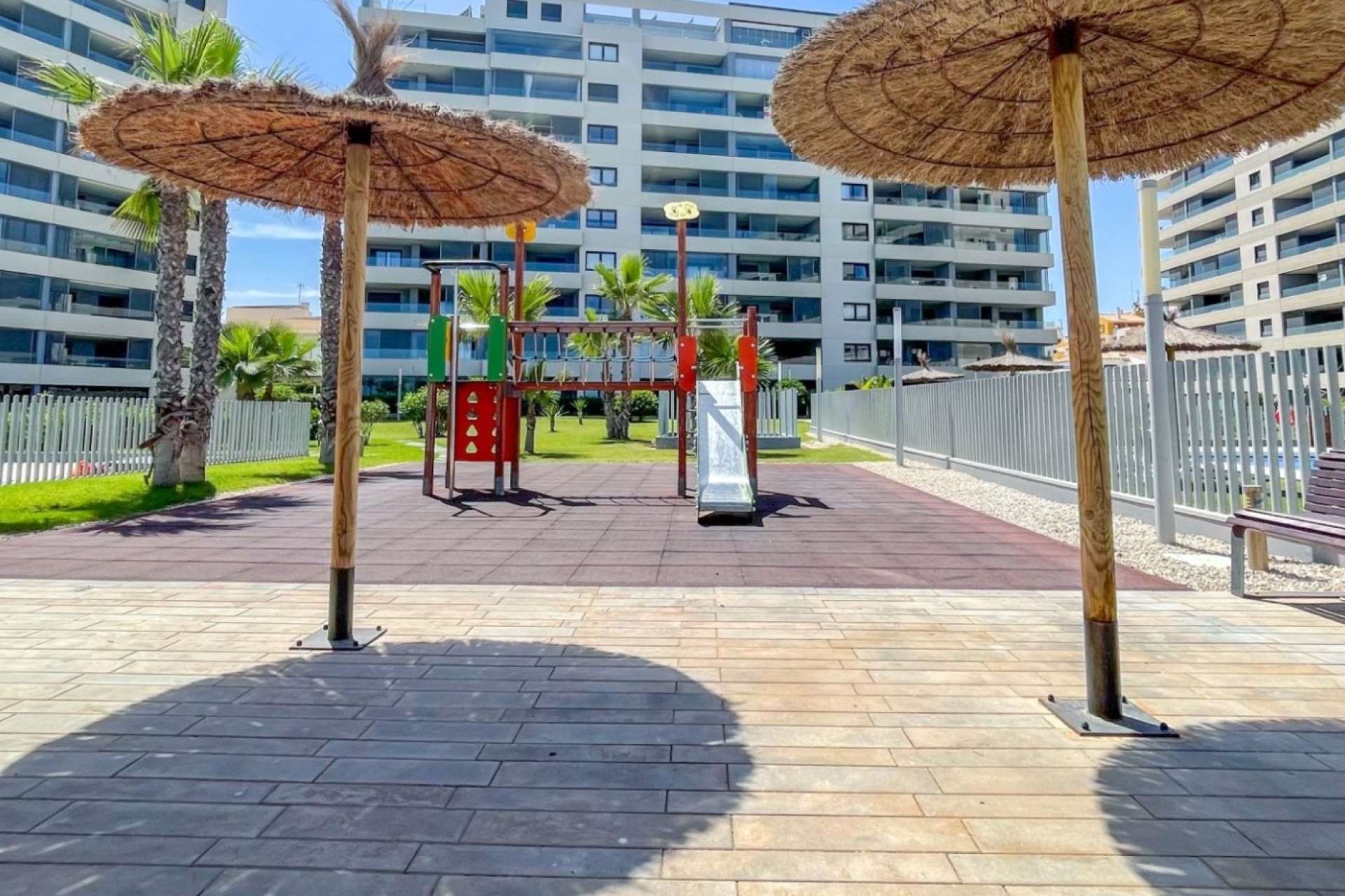 Venta - Apartamento / Piso -
Orihuela Costa - Punta Prima