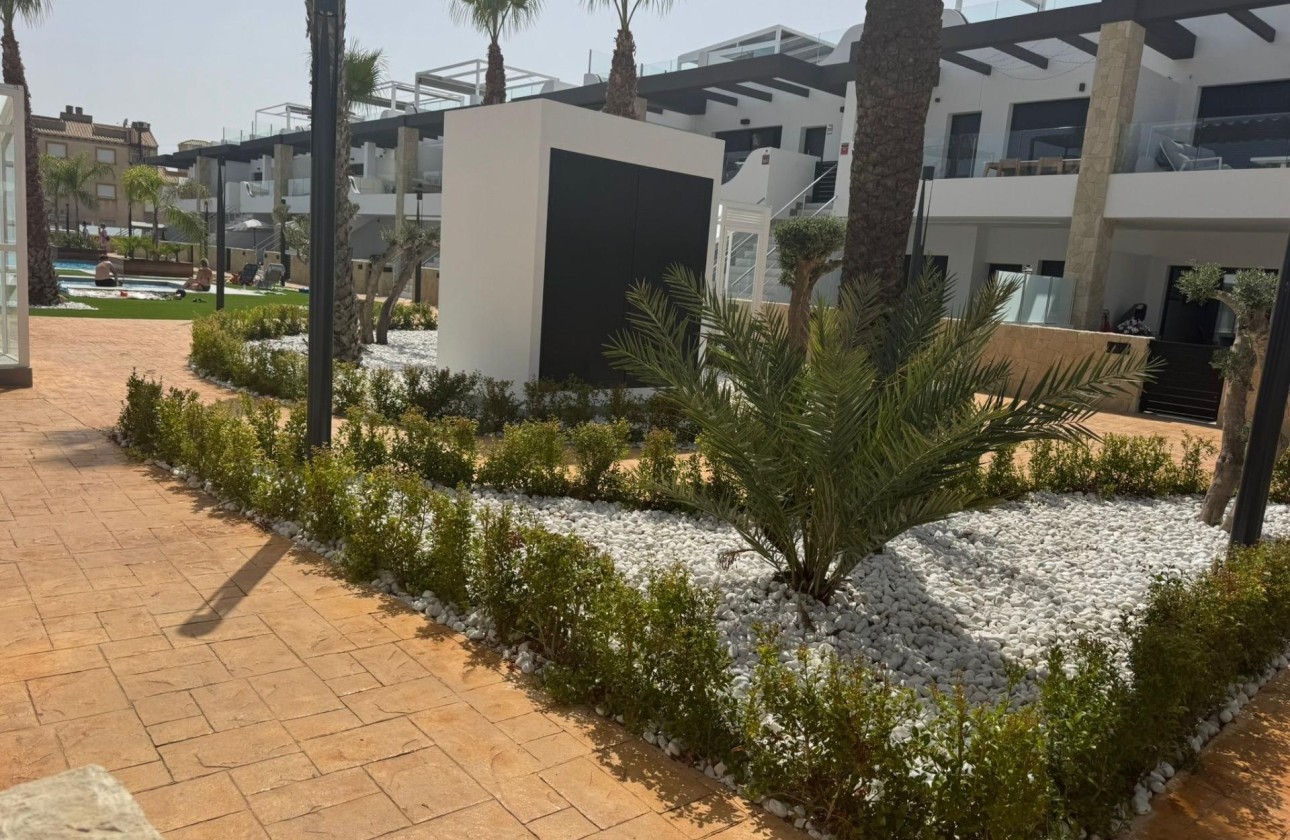 Venta - Apartamento / Piso -
Orihuela Costa - Rocio del Mar