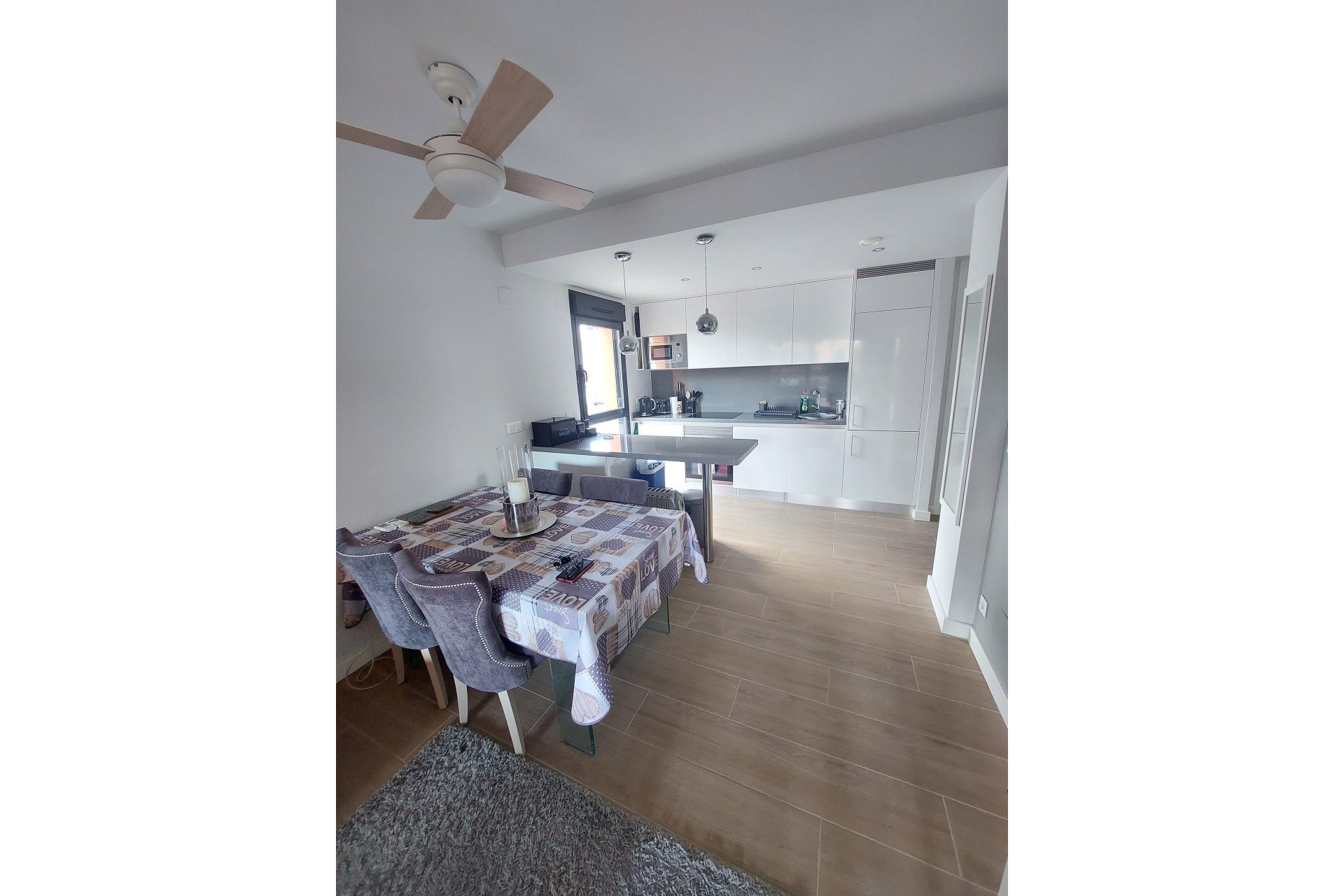 Venta - Apartamento / Piso -
Orihuela Costa