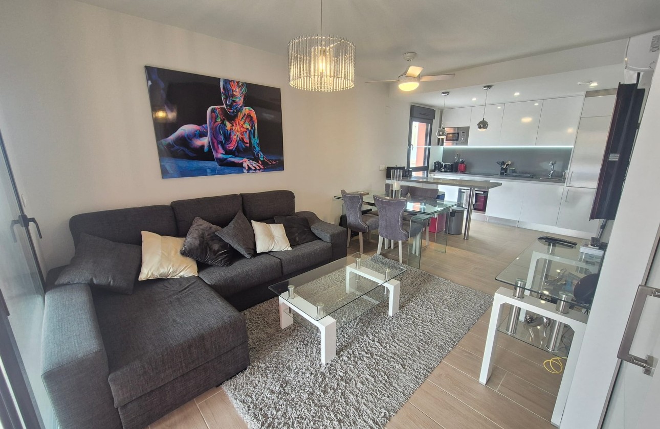 Venta - Apartamento / Piso -
Orihuela Costa