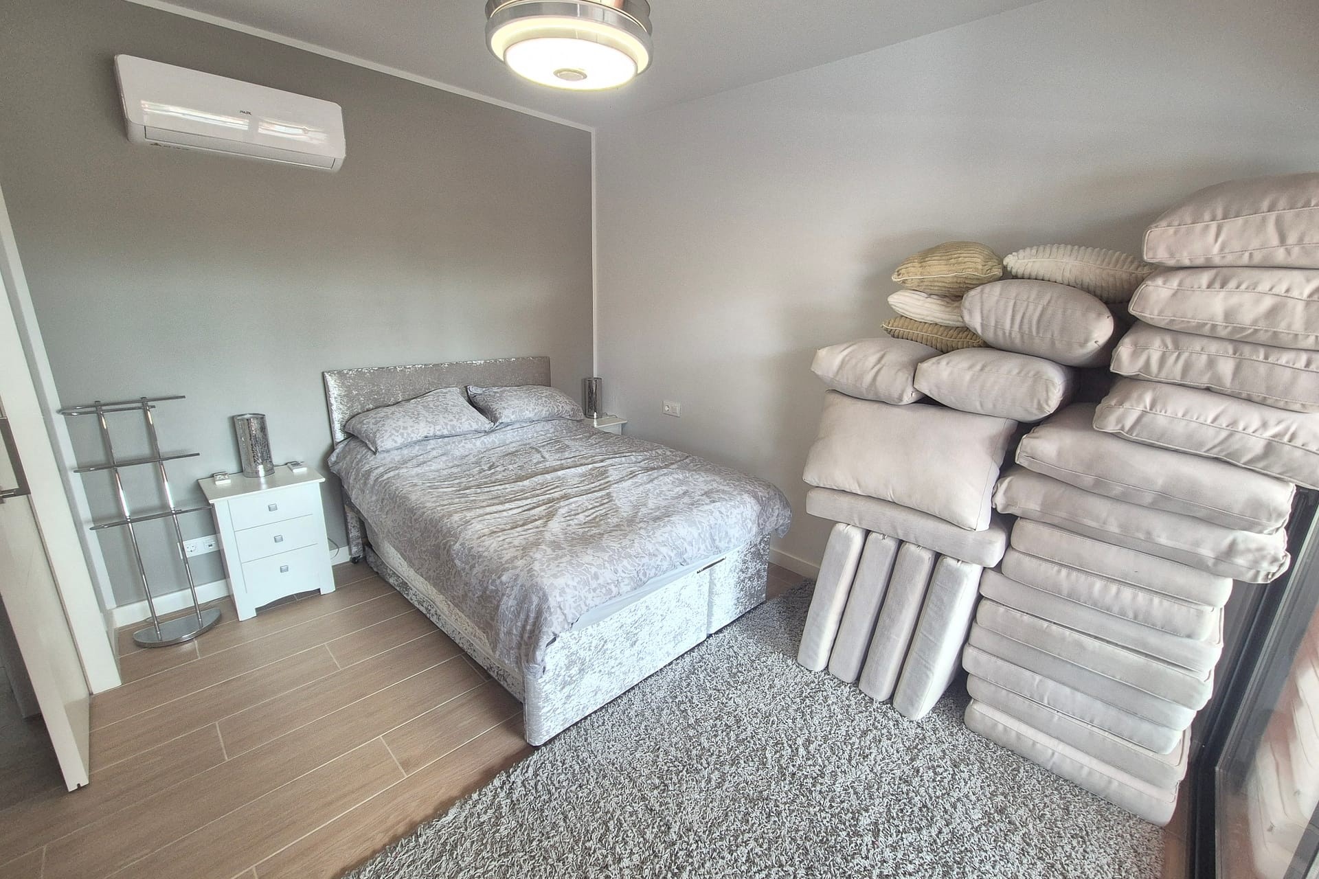 Venta - Apartamento / Piso -
Orihuela Costa