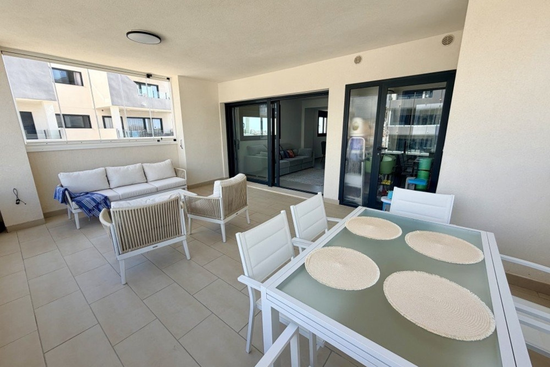Venta - Apartamento / Piso -
Orihuela Costa