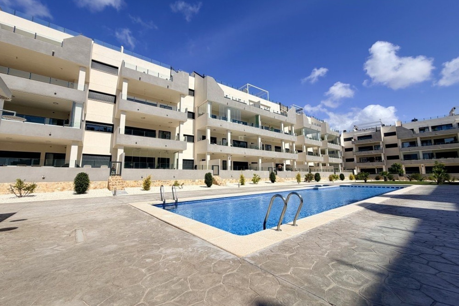 Venta - Apartamento / Piso -
Orihuela Costa