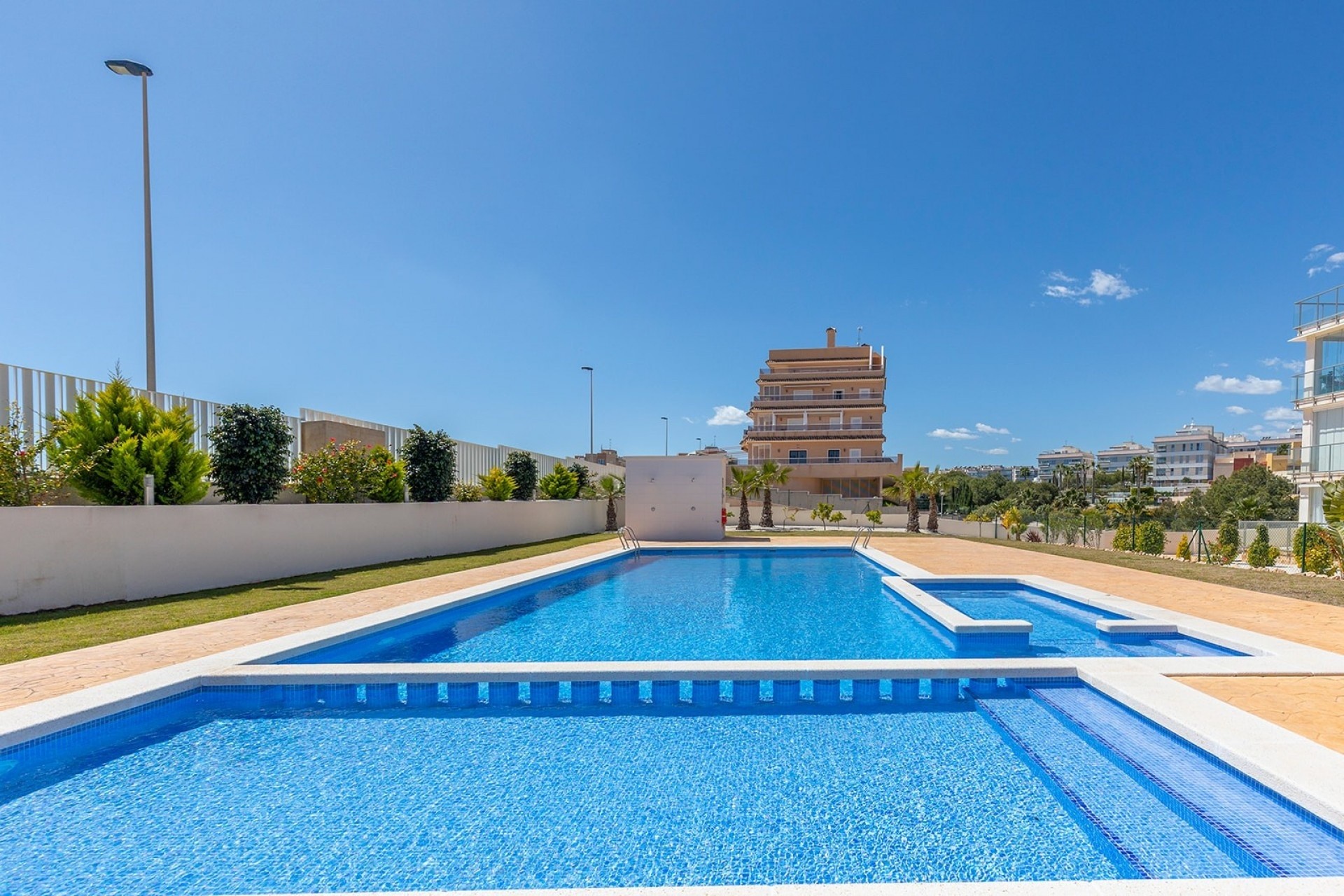 Venta - Apartamento / Piso -
Orihuela Costa