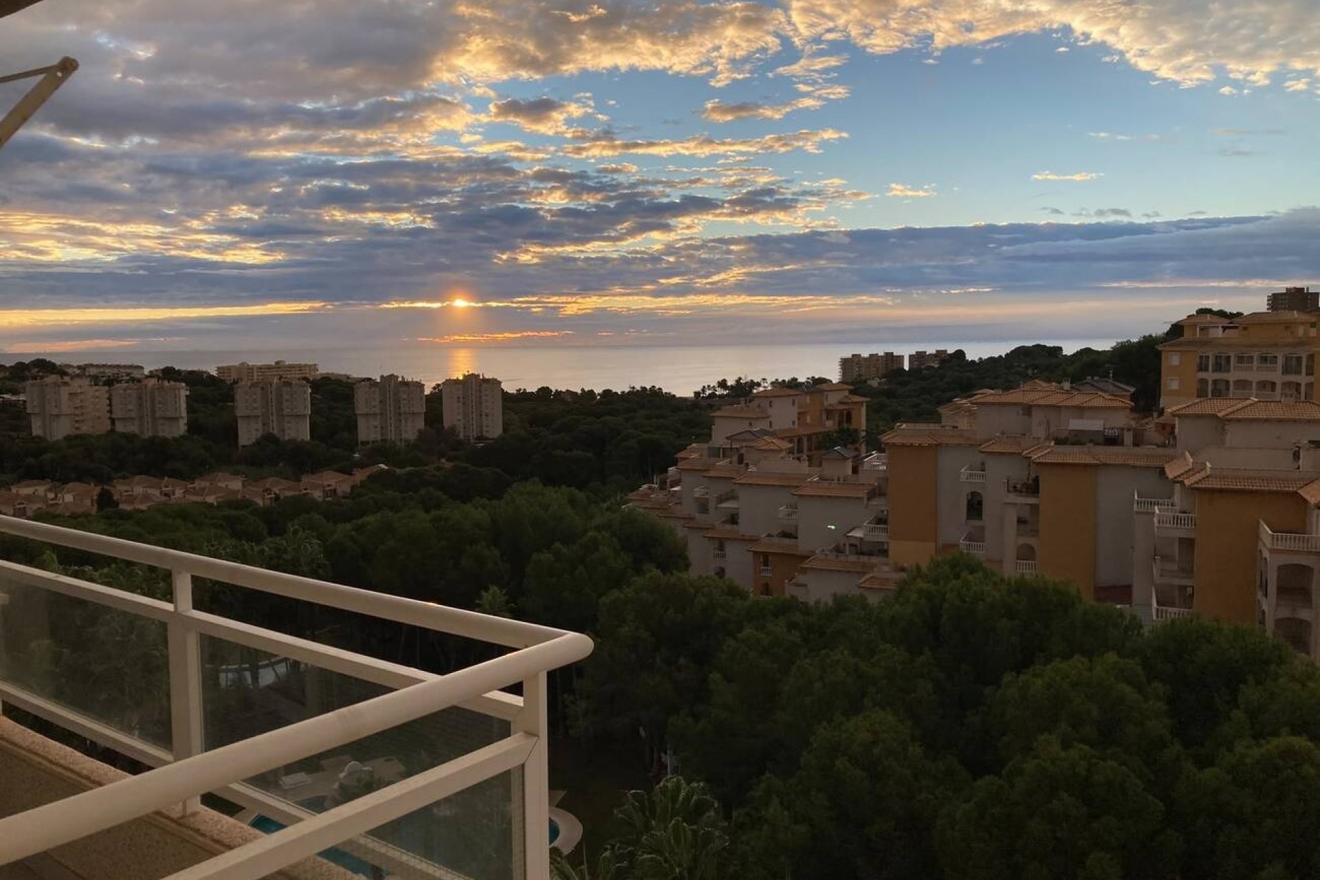 Venta - Apartamento / Piso -
Orihuela Costa