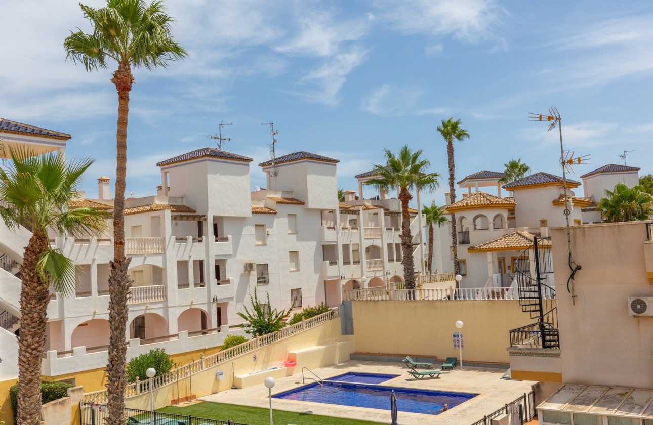 Venta - Apartamento / Piso -
Orihuela - Villamartin