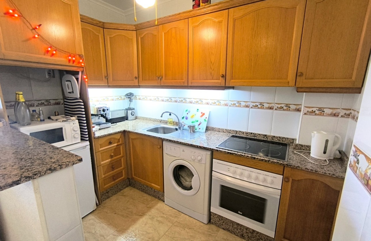 Venta - Apartamento / Piso -
Orihuela