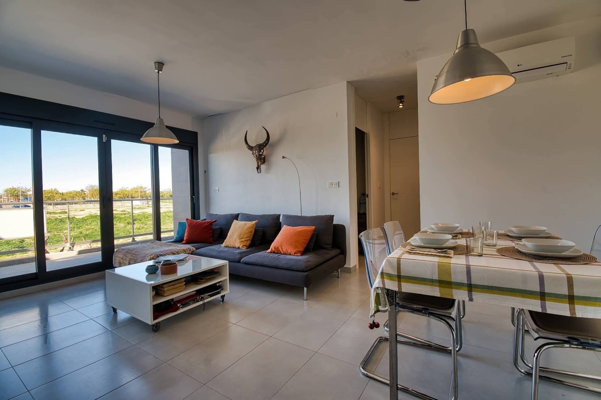 Venta - Apartamento / Piso -
Pilar de la Horadada - Pueblo Latino