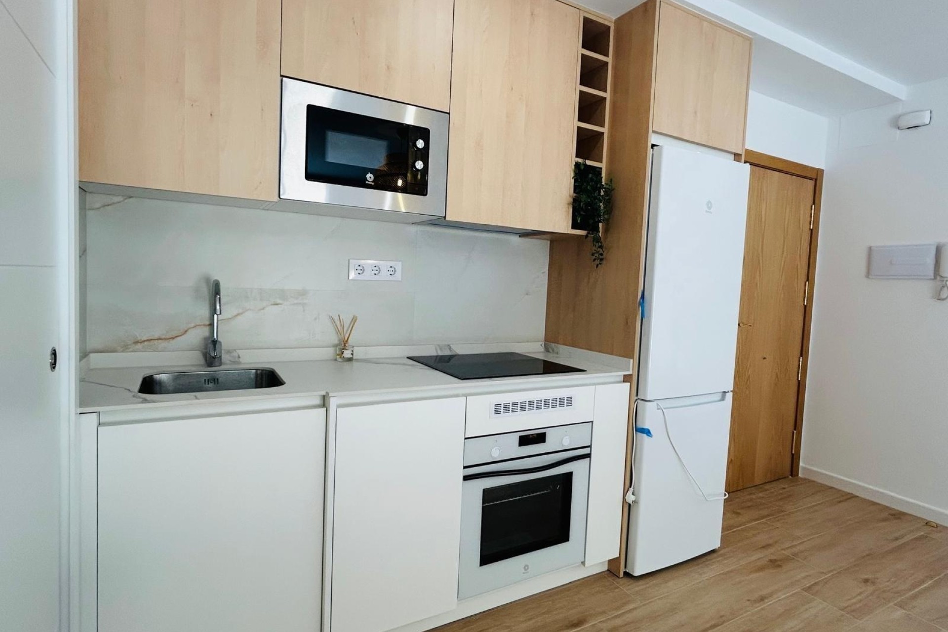 Venta - Apartamento / Piso -
Pilar de la Horadada - Torre de la Horadada
