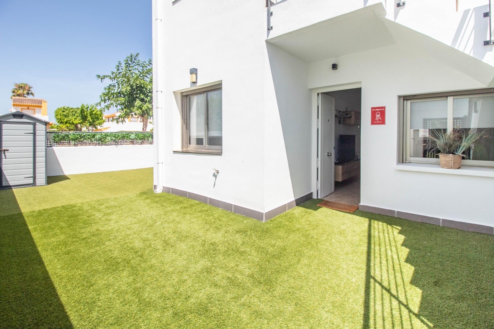 Venta - Apartamento / Piso -
Pilar de la Horadada - Torre de la Horadada