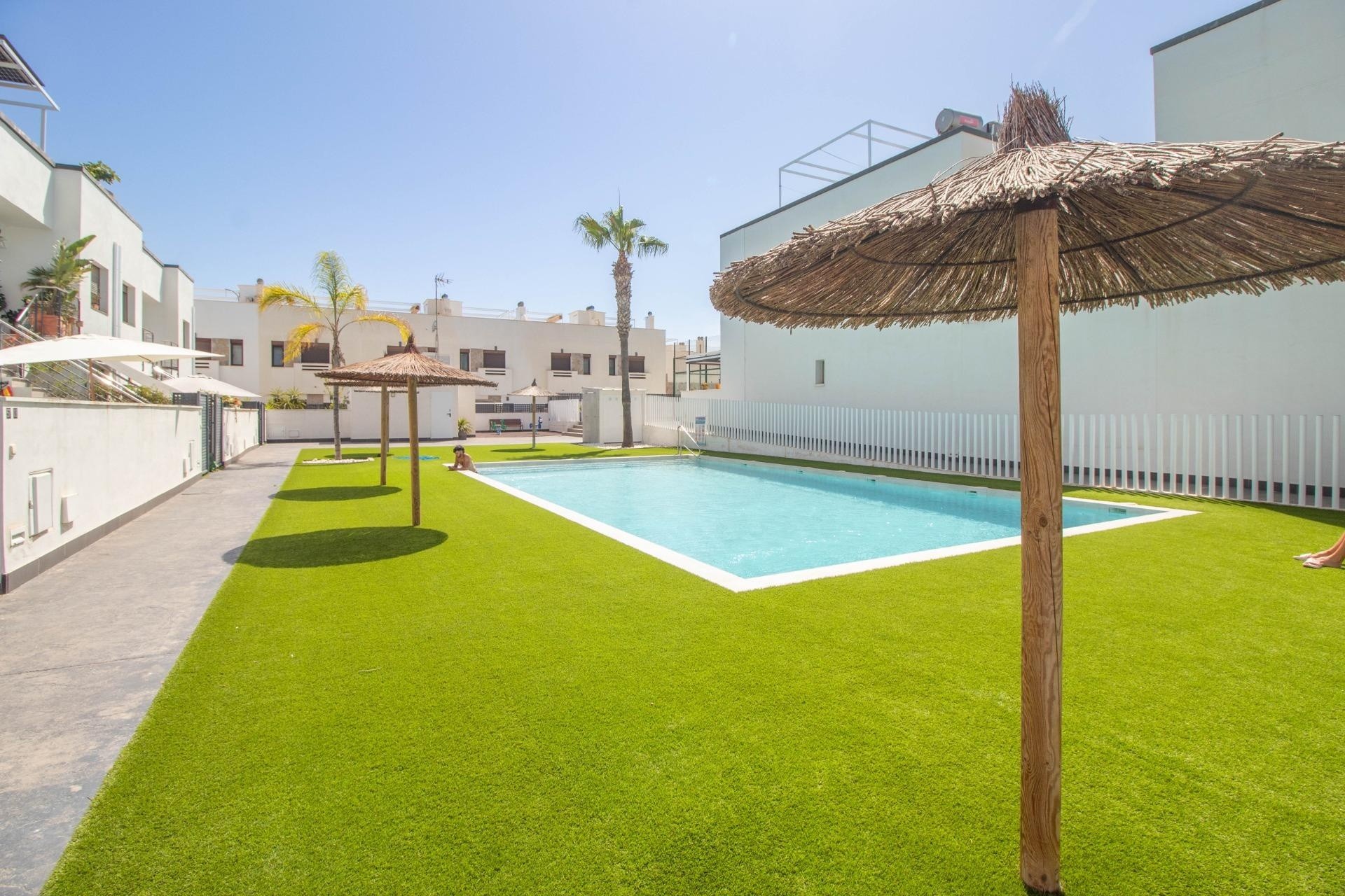 Venta - Apartamento / Piso -
Pilar de la Horadada - Torre de la Horadada