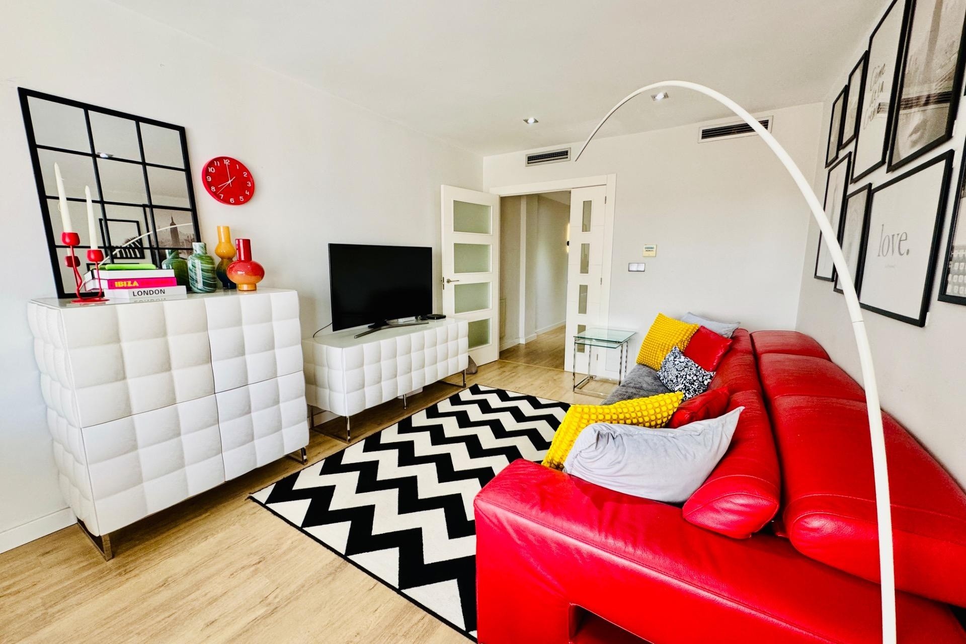 Venta - Apartamento / Piso -
Pilar de la Horadada - Zona Pueblo