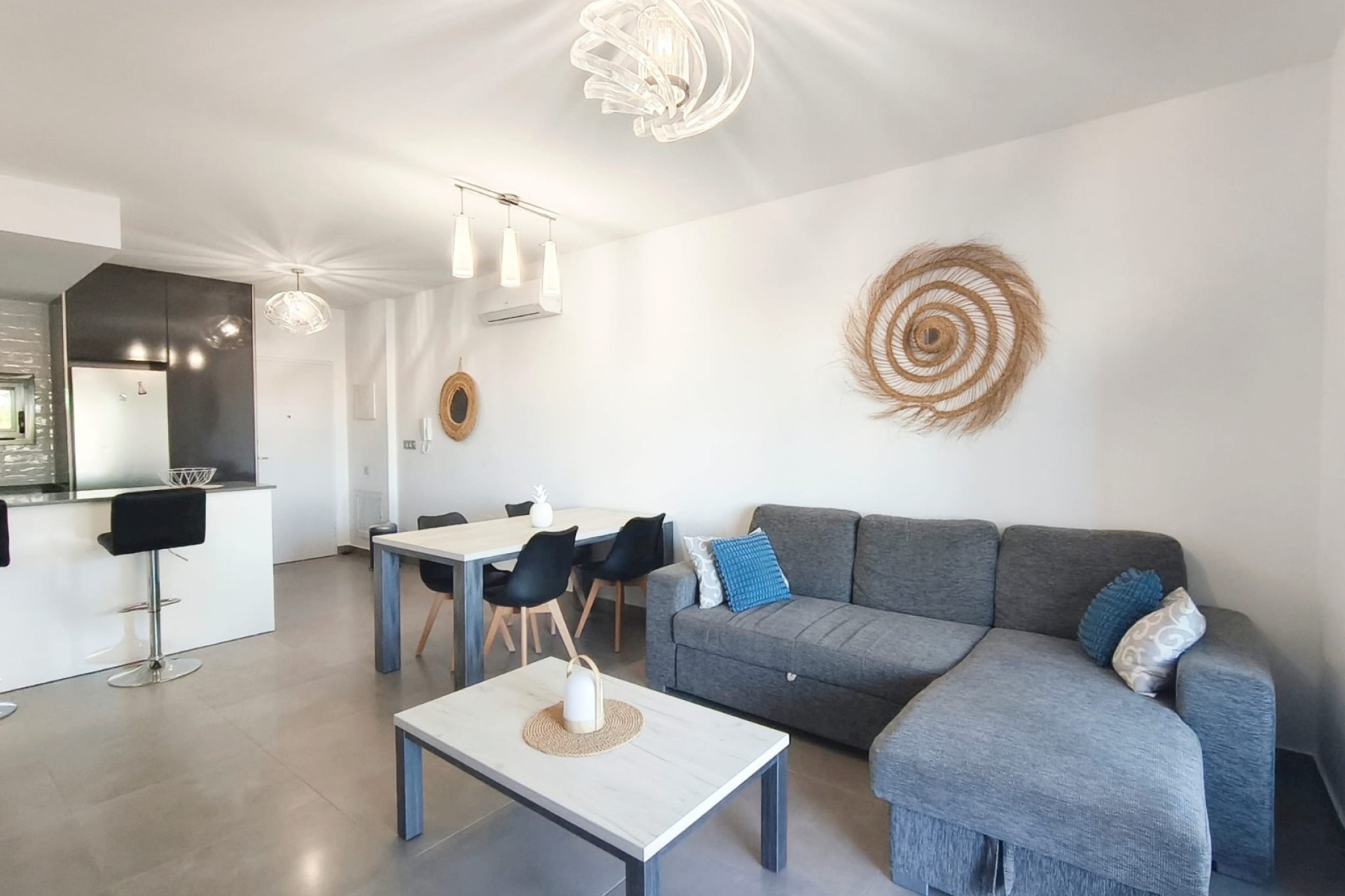 Venta - Apartamento / Piso -
Pilar de la Horadada