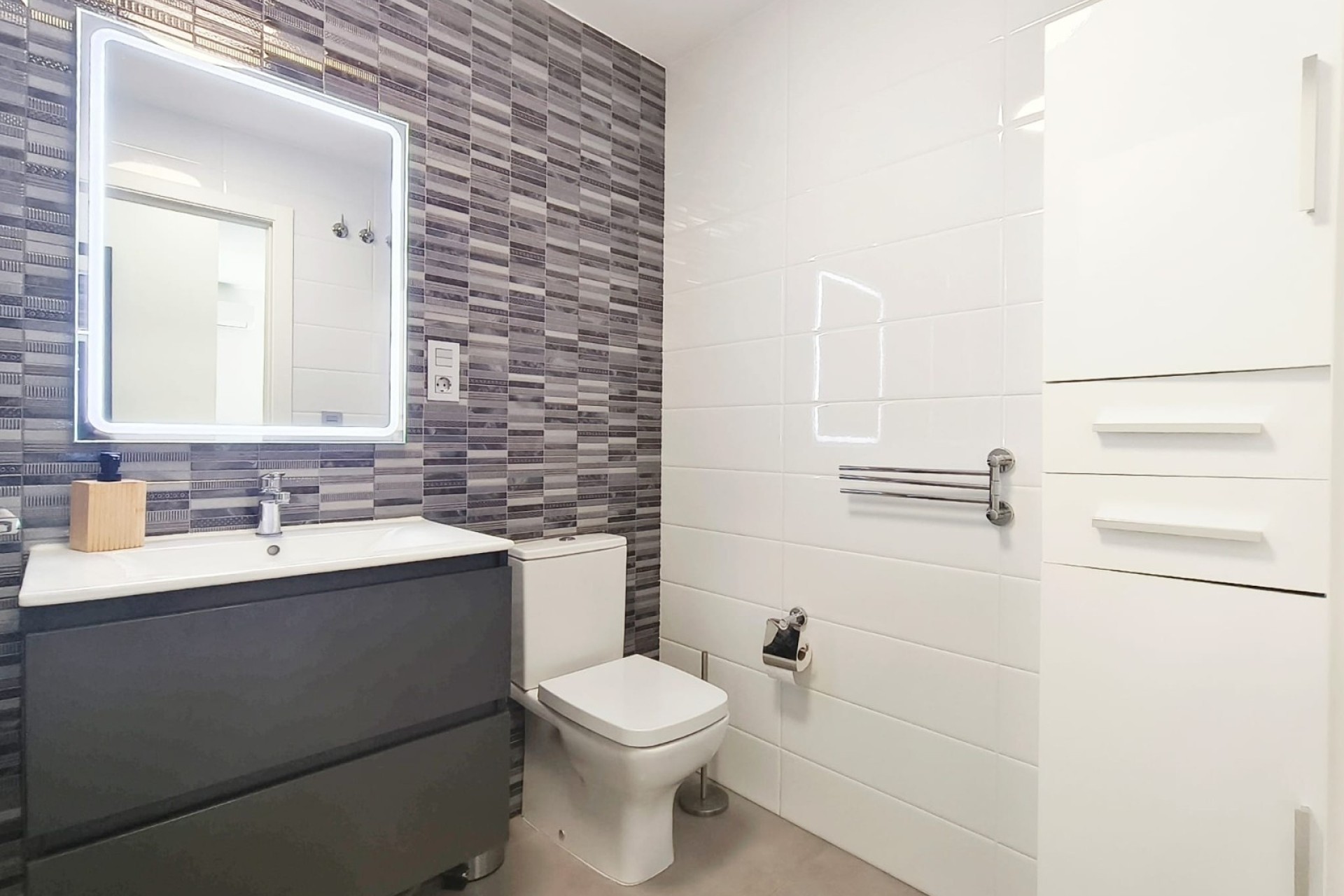 Venta - Apartamento / Piso -
Pilar de la Horadada