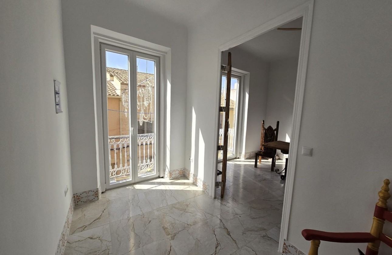 Venta - Apartamento / Piso -
Pinoso