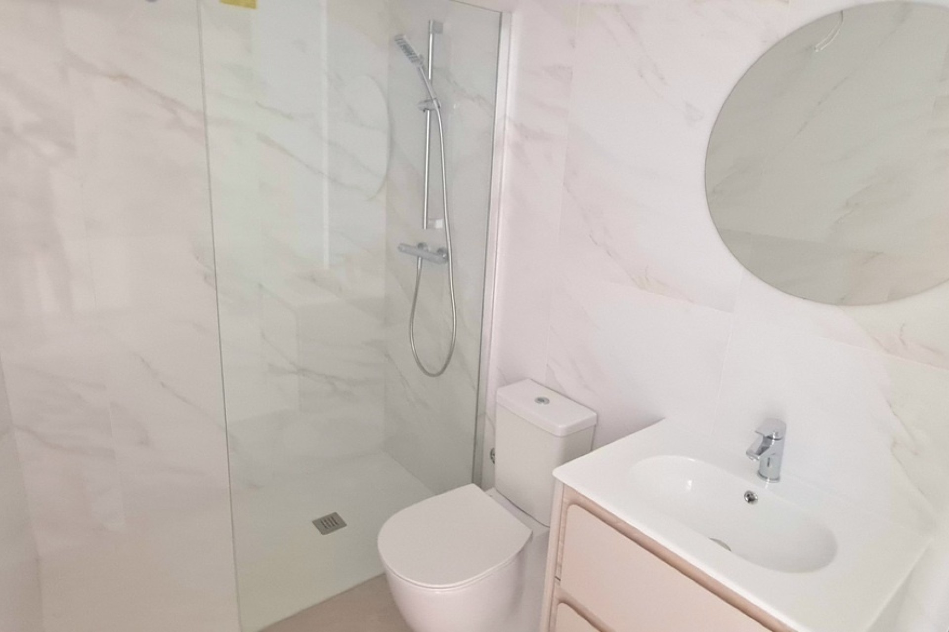 Venta - Apartamento / Piso -
Playa Flamenca - Costa Blanca