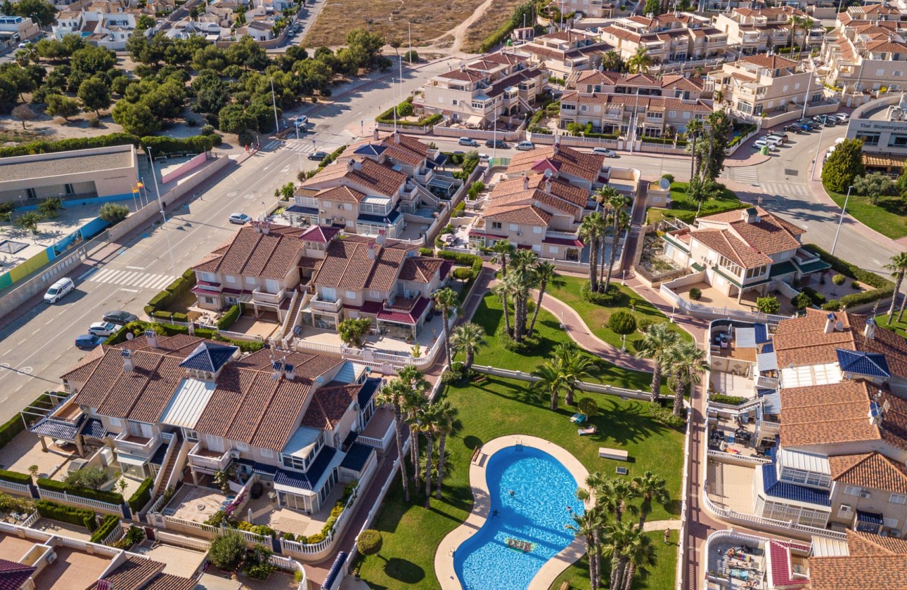 Venta - Apartamento piso -
Playa Flamenca - Zenia Mar