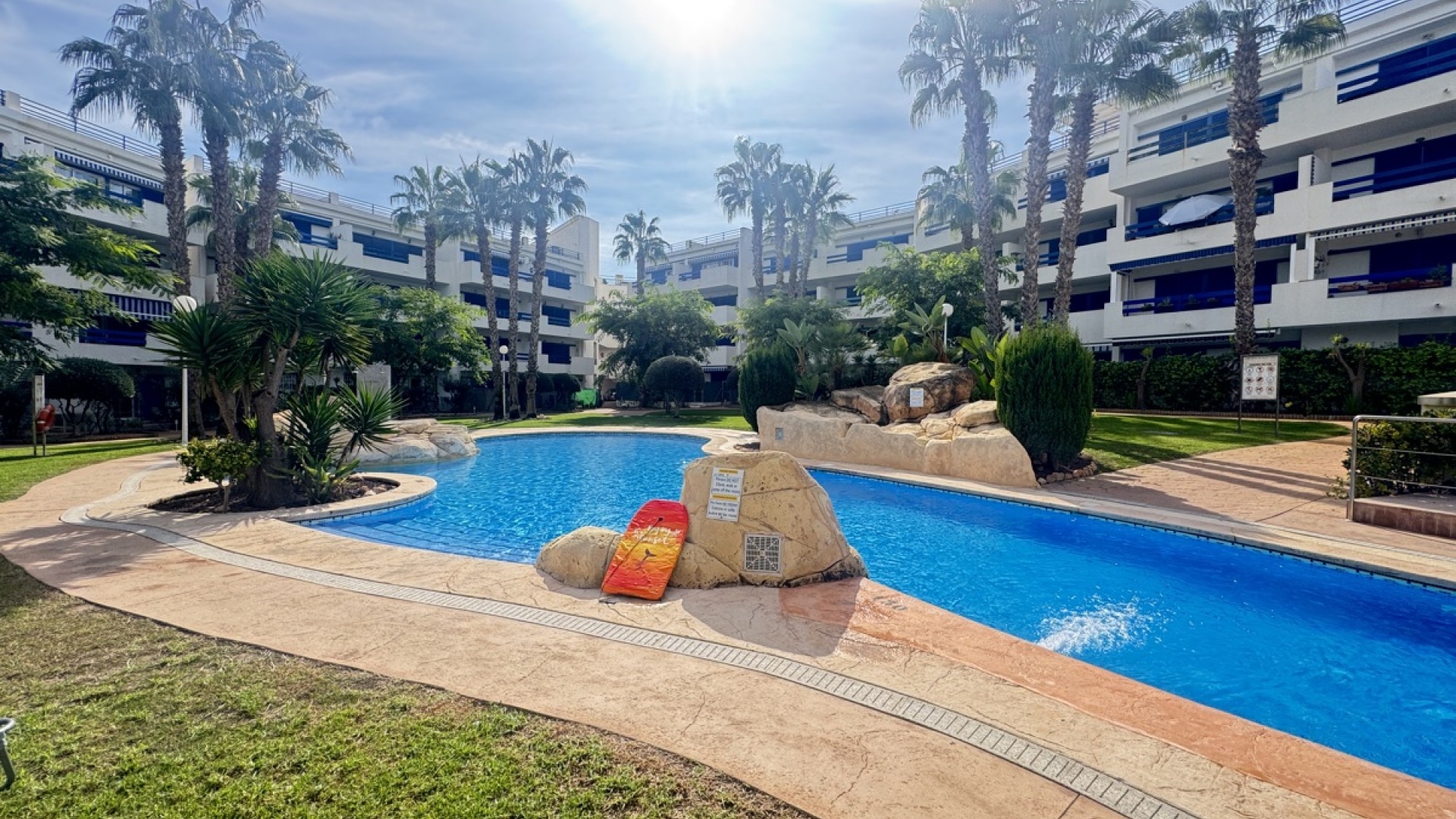 Venta - Apartamento piso -
Playa Flamenca