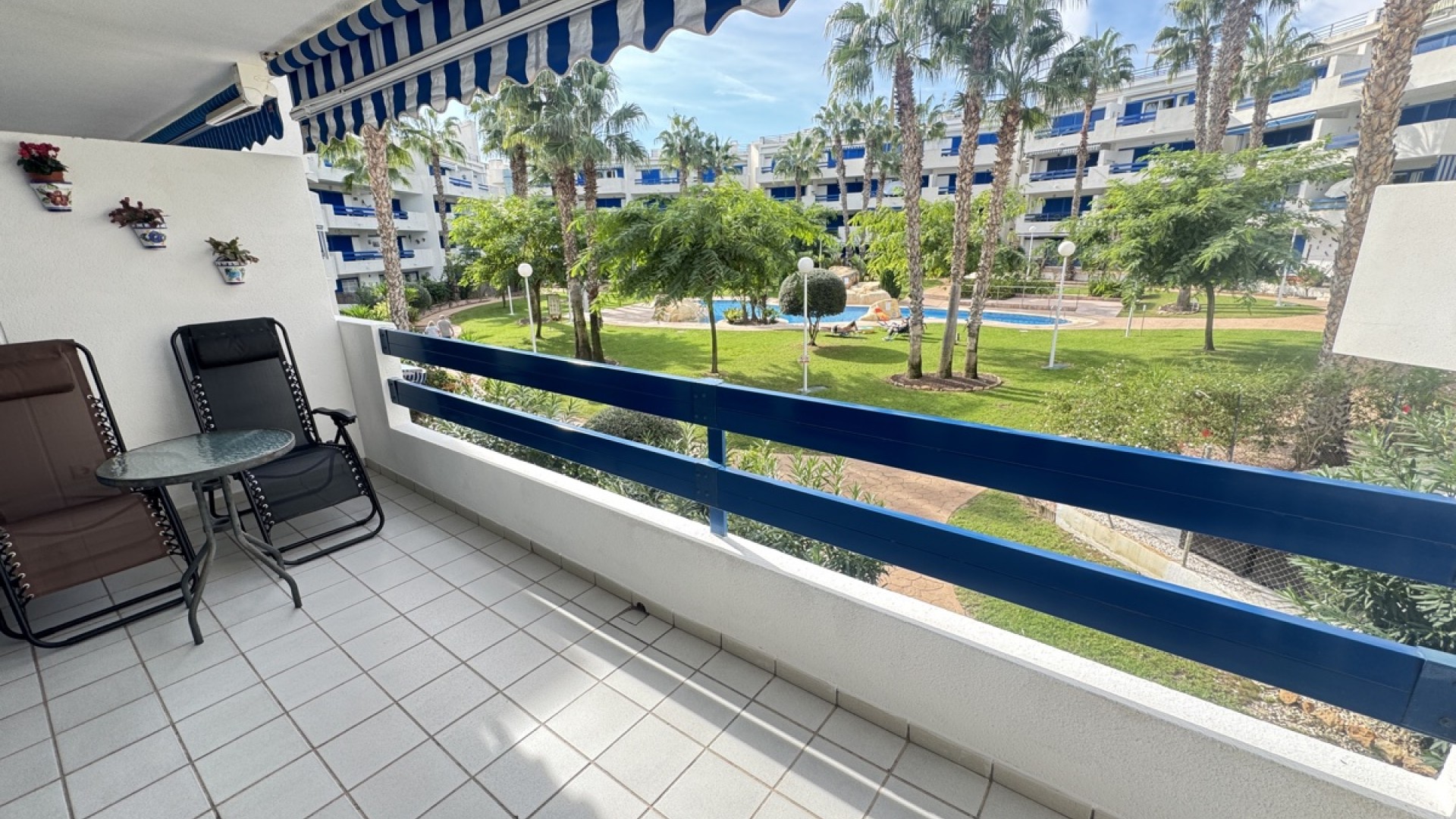 Venta - Apartamento piso -
Playa Flamenca