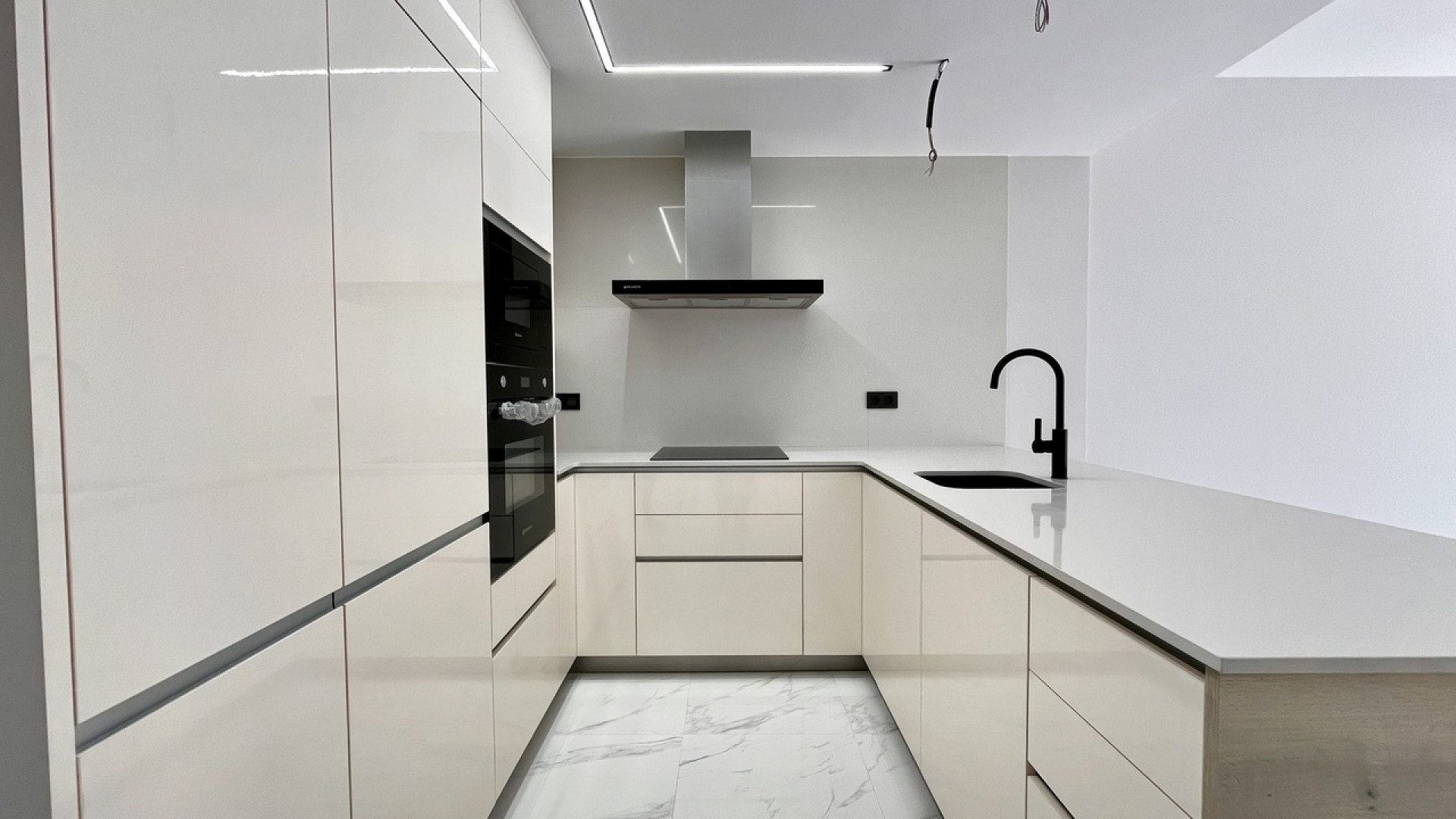 Venta - Apartamento piso -
Playa Flamenca