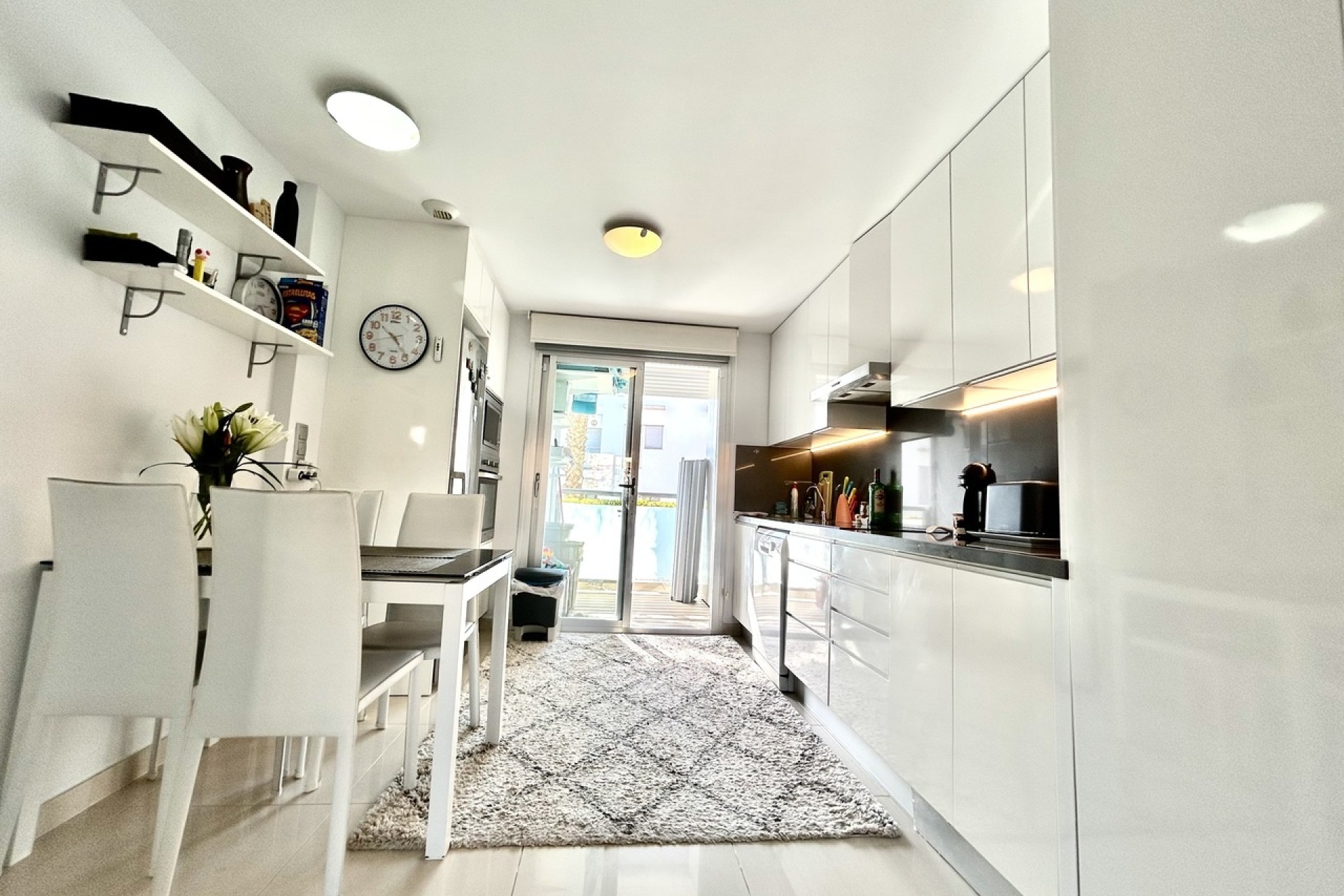 Venta - Apartamento / Piso -
Punta Prima - Costa Blanca
