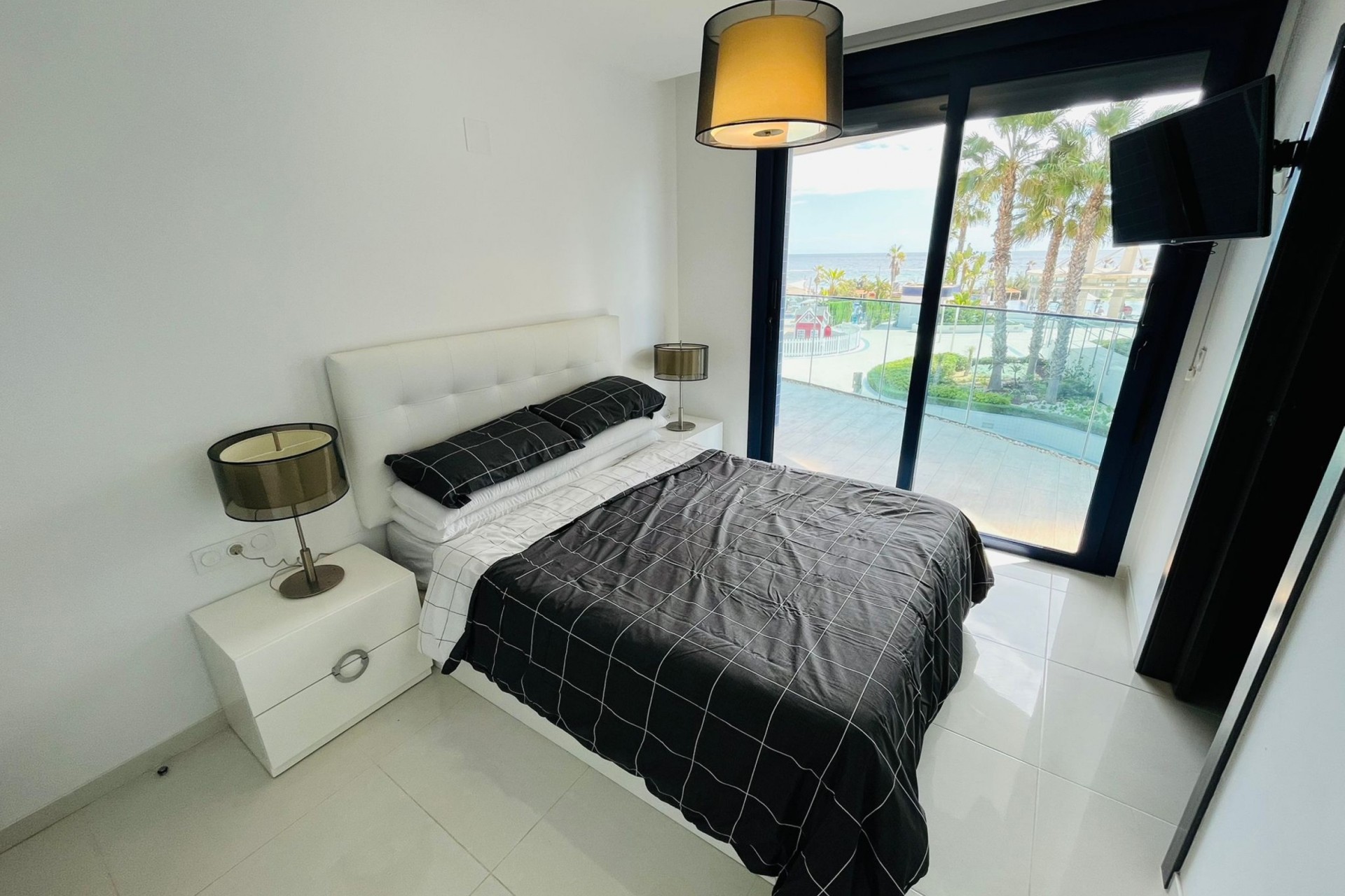 Venta - Apartamento / Piso -
Punta Prima - Costa Blanca