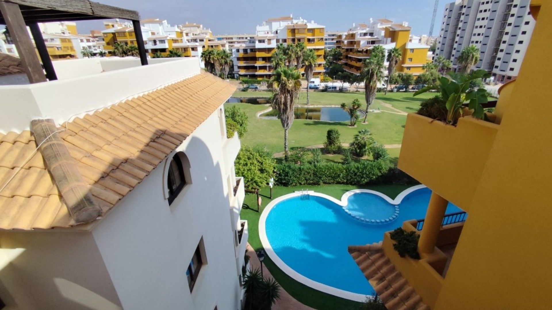 Venta - Apartamento piso -
Punta Prima