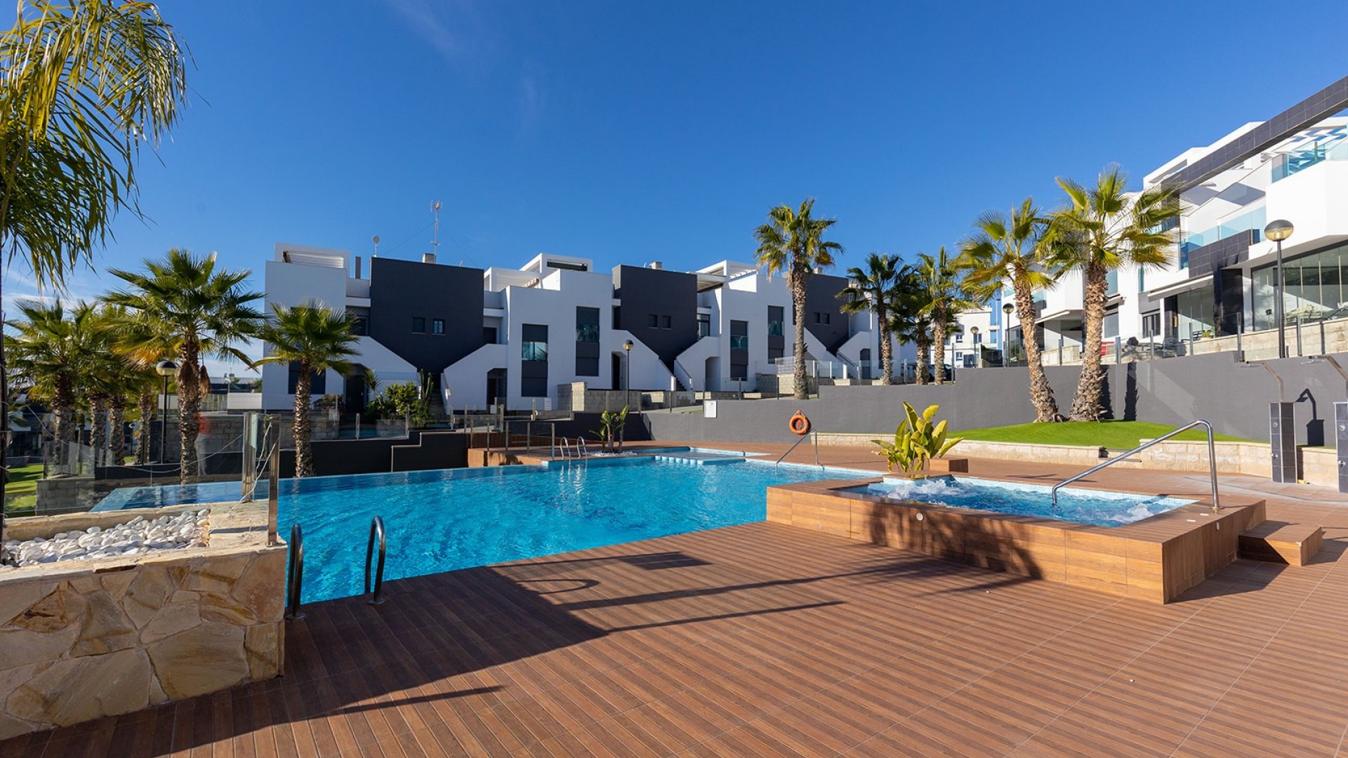 Venta - Apartamento piso -
Punta Prima