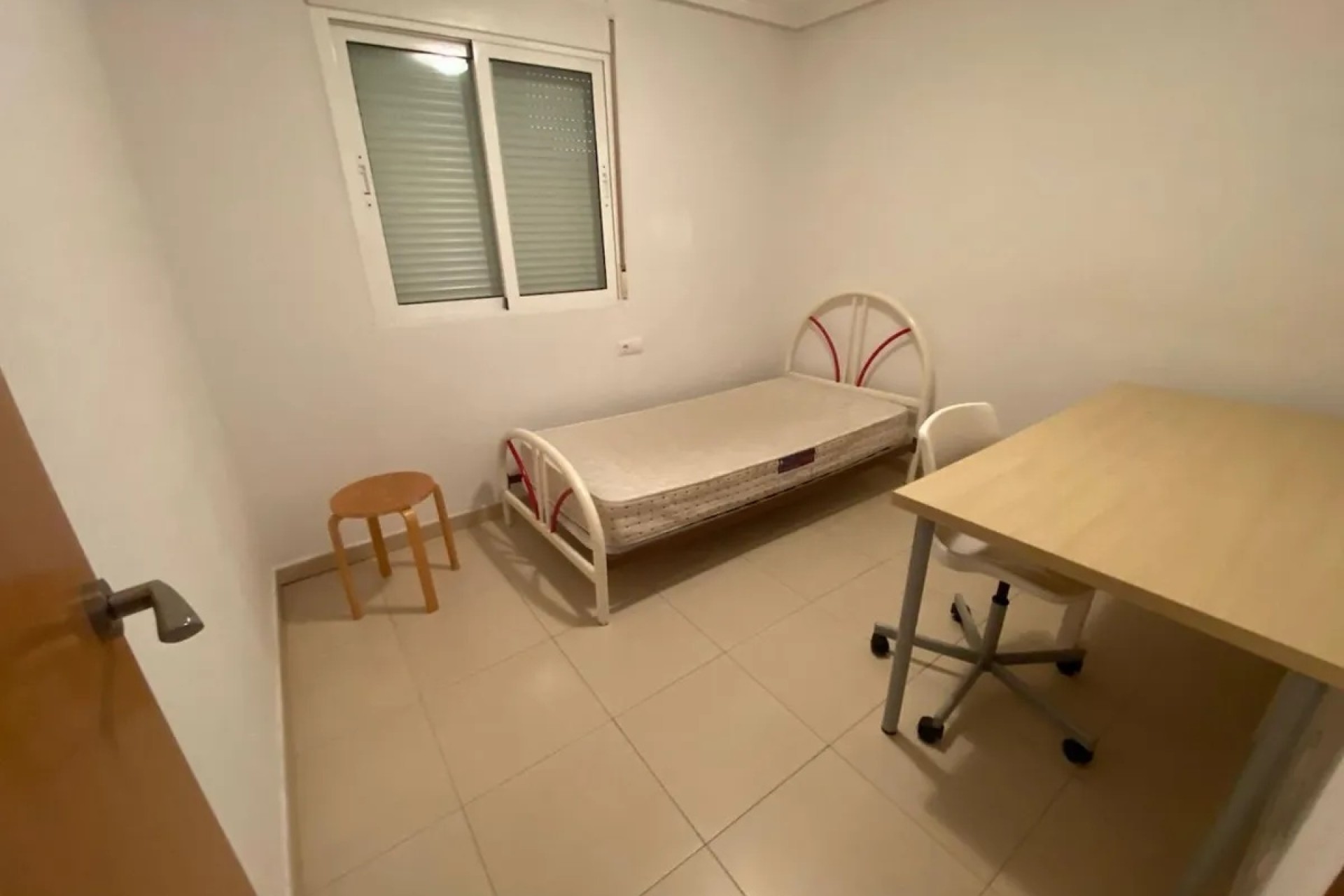 Venta - Apartamento / Piso -
Redován - PUEBLO
