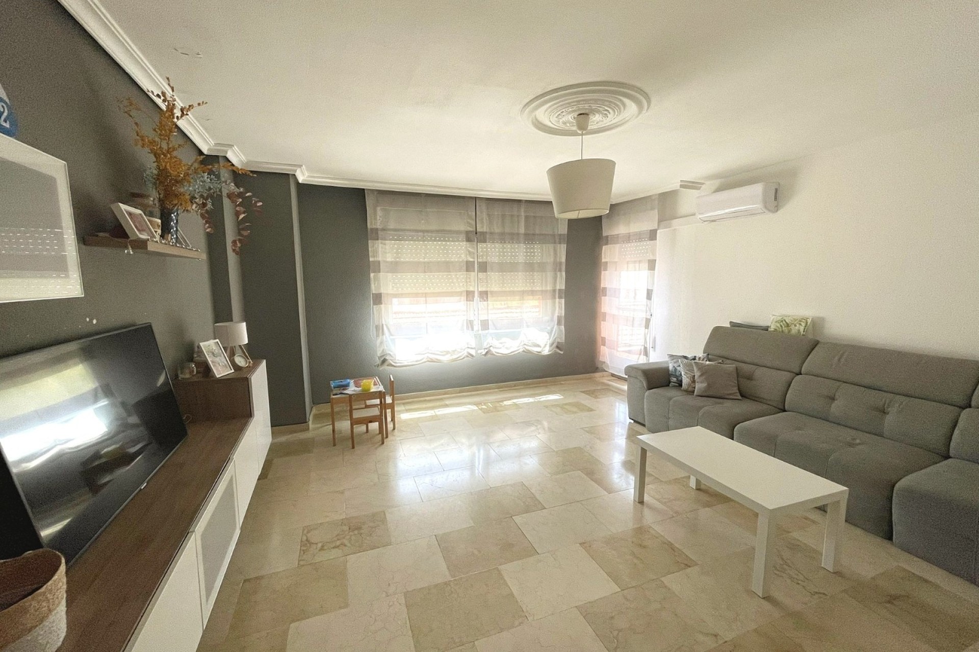 Venta - Apartamento / Piso -
Rojales