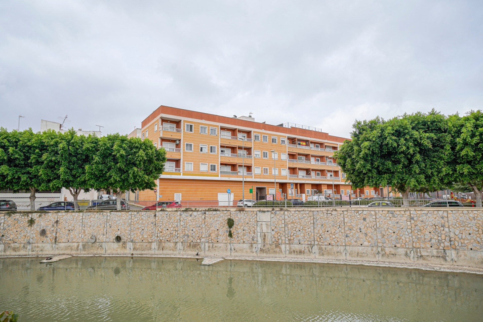 Venta - Apartamento / Piso -
Rojales
