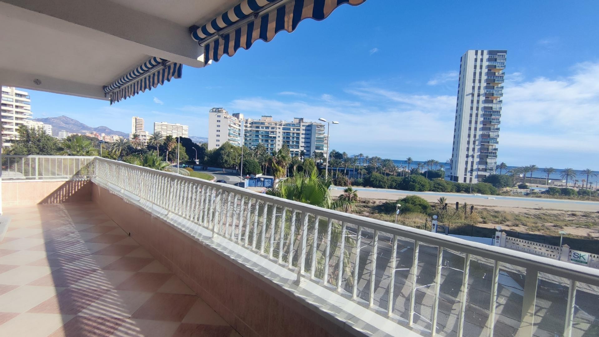 Venta - Apartamento piso -
San Juan de Alicante - SAN JUAN