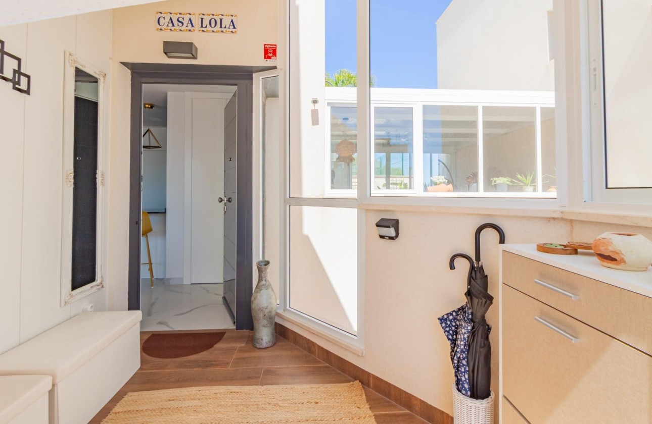 Venta - Apartamento / Piso -
San Miguel de Salinas - Bellavista