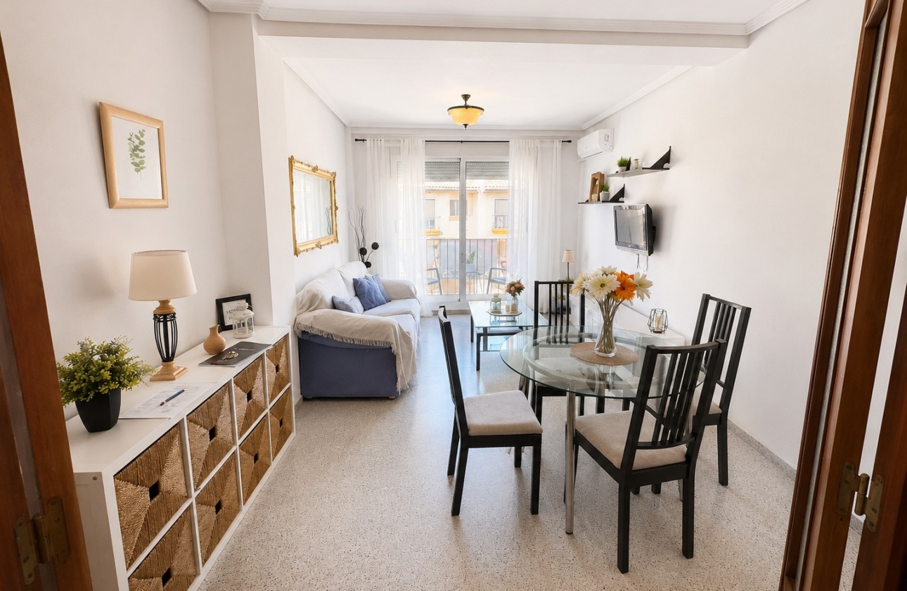 Venta - Apartamento / Piso -
San Miguel de Salinas - Inland