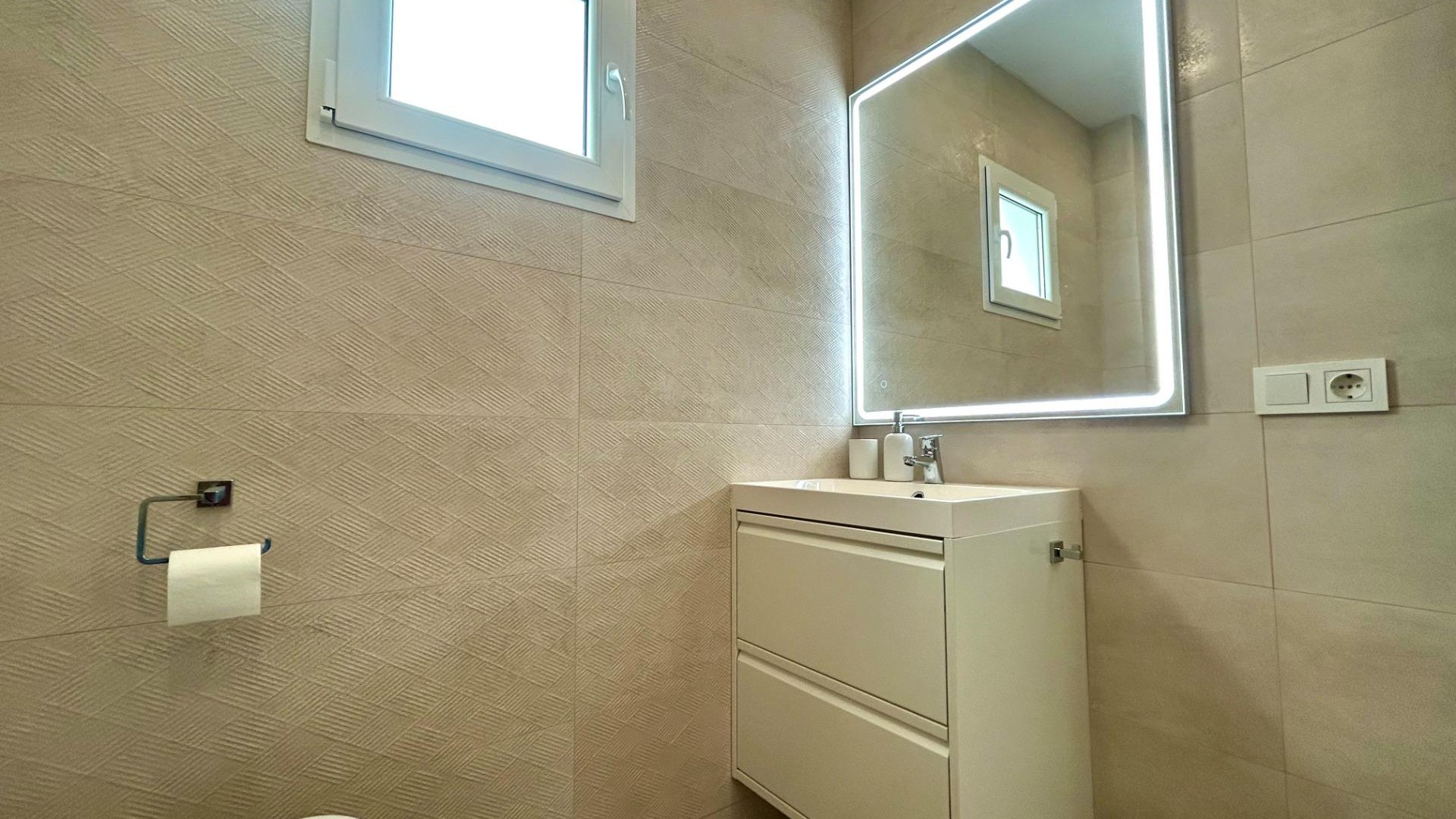 Venta - Apartamento piso -
San Miguel de Salinas - Las filipinas