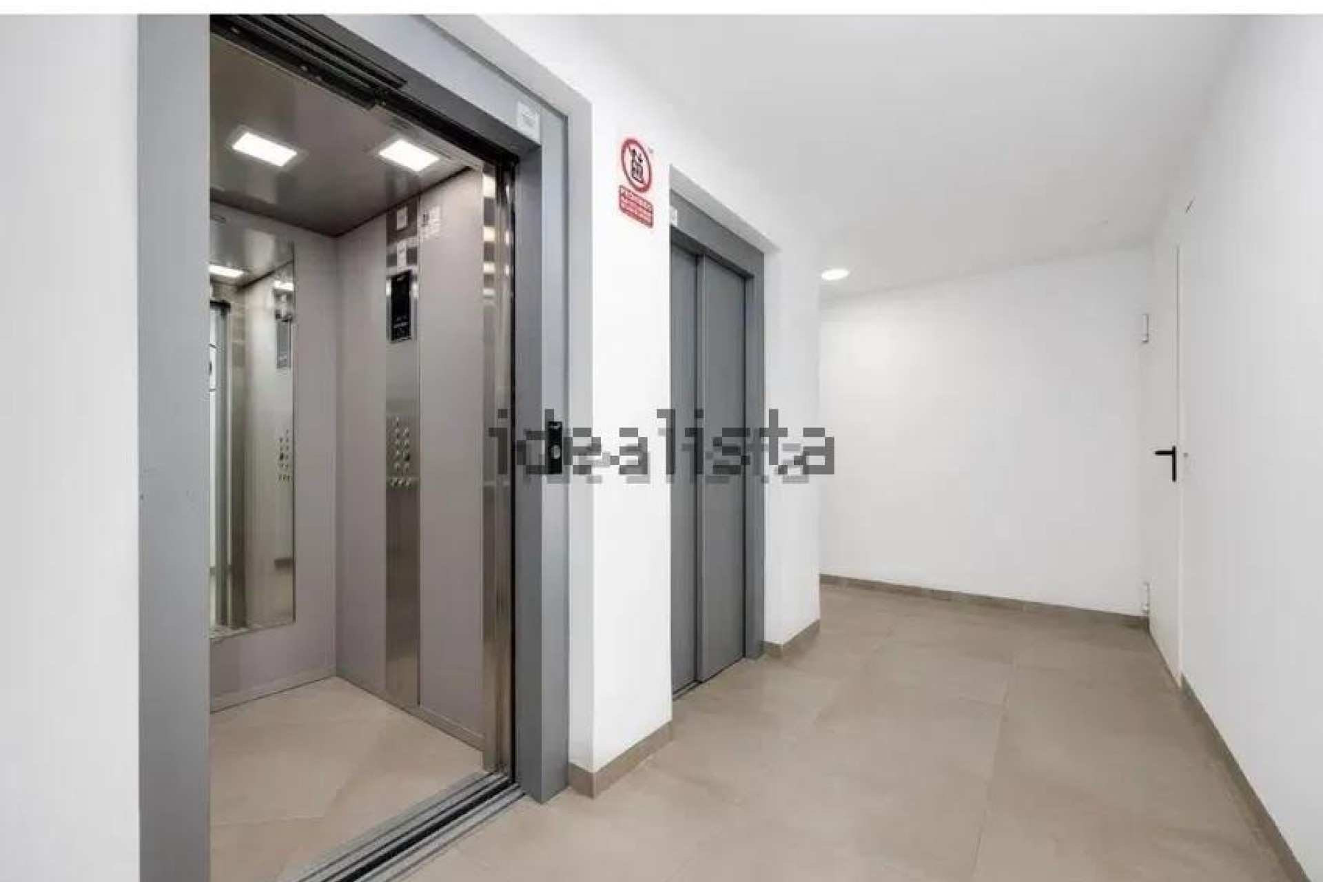 Venta - Apartamento / Piso -
San Miguel de Salinas - Pueblo