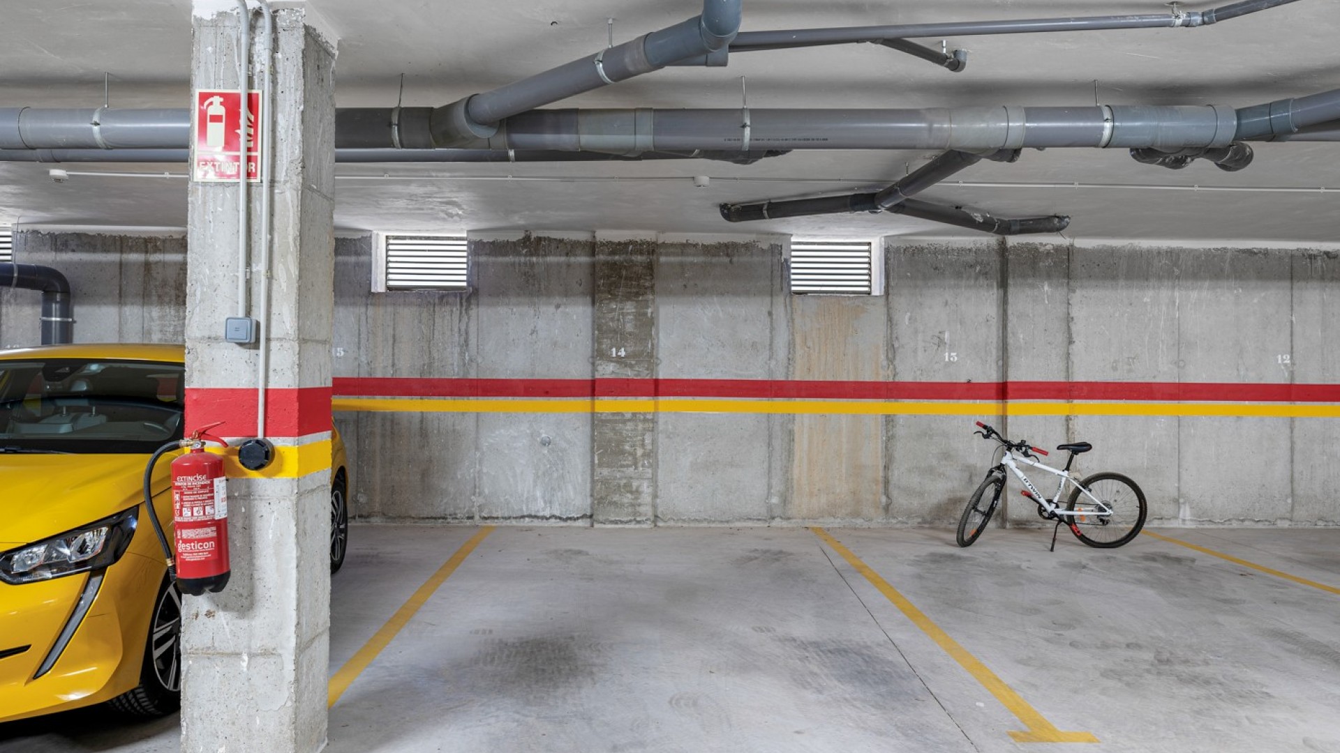 Venta - Apartamento piso -
San Miguel de Salinas - San Miguel