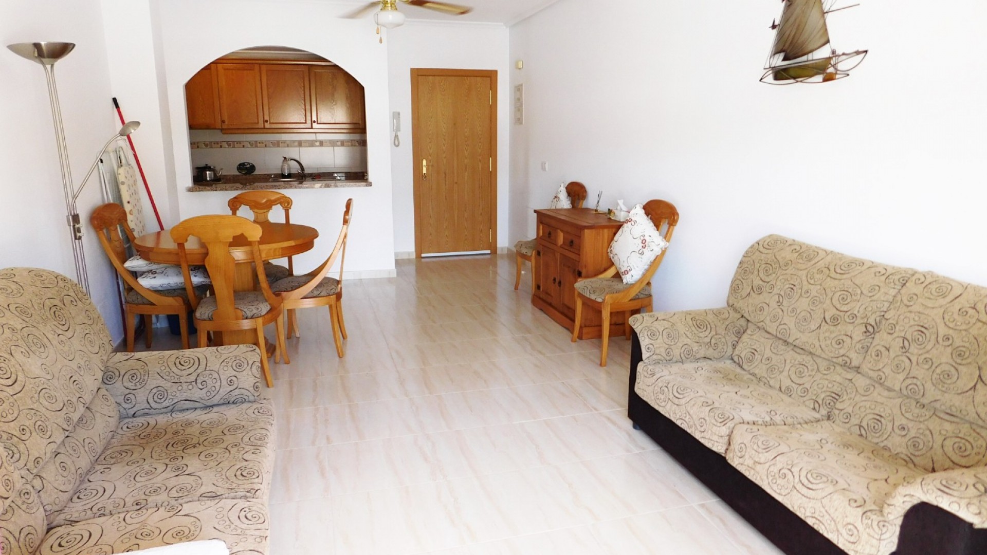 Venta - Apartamento piso -
San Miguel de Salinas