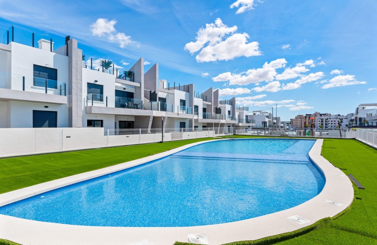 Venta - Apartamento / Piso -
San Miguel de Salinas