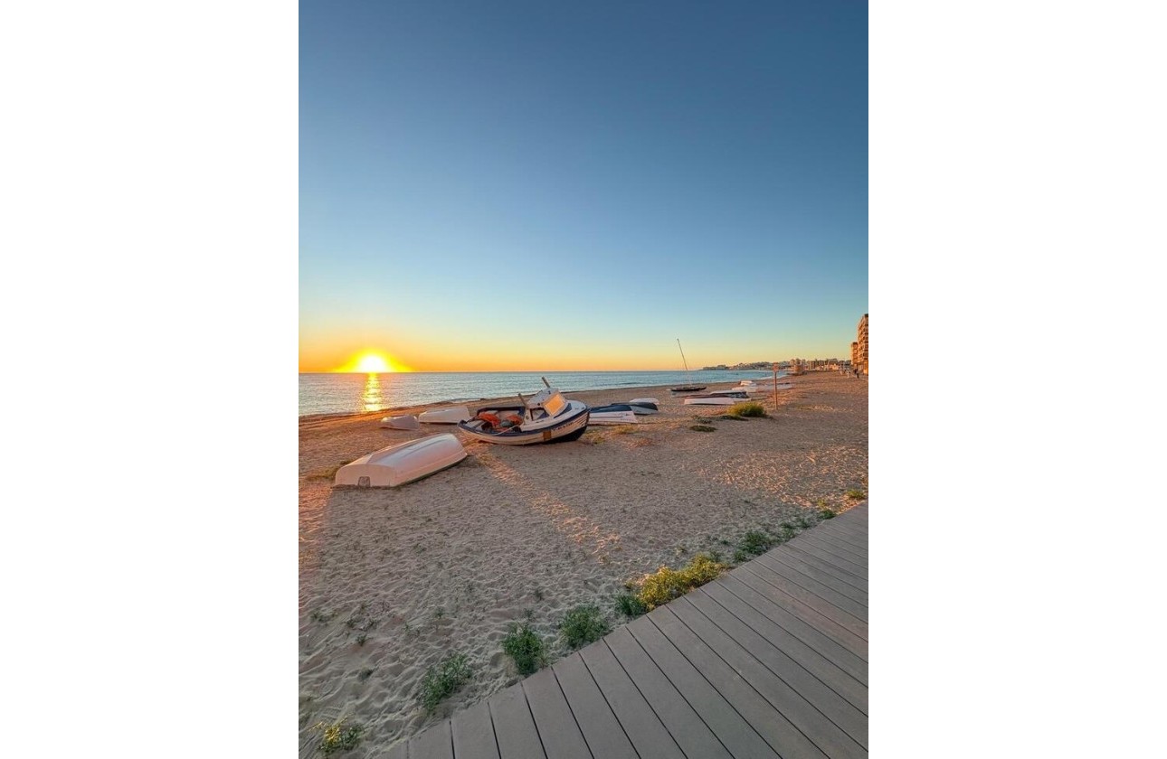Venta - Apartamento / Piso -
Torrelamata - Costa Blanca