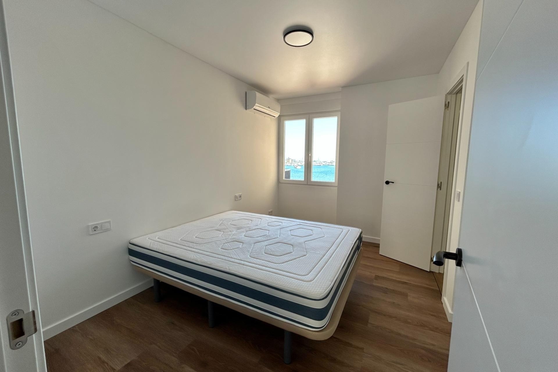 Venta - Apartamento / Piso -
Torrevieja - Acequion
