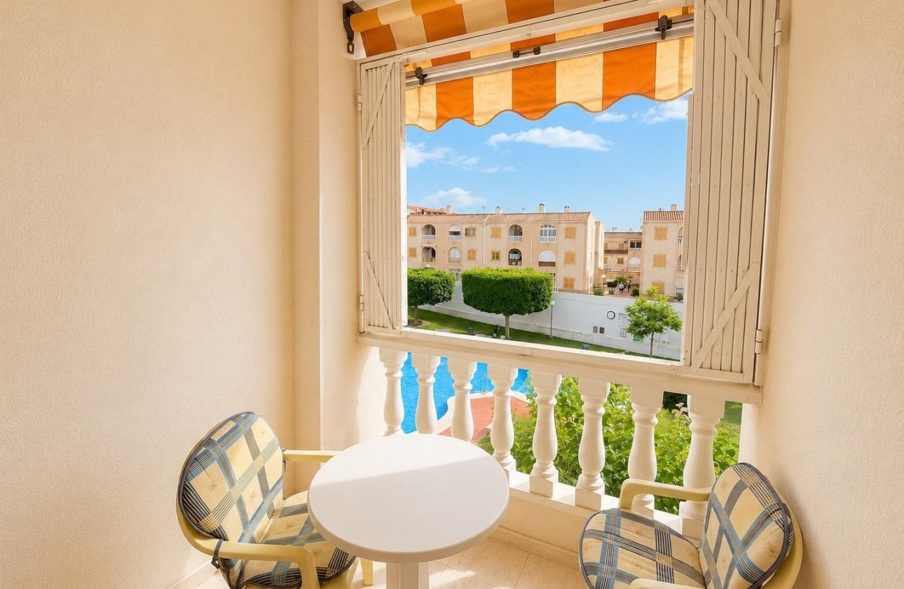 Venta - Apartamento / Piso -
Torrevieja - Acequion