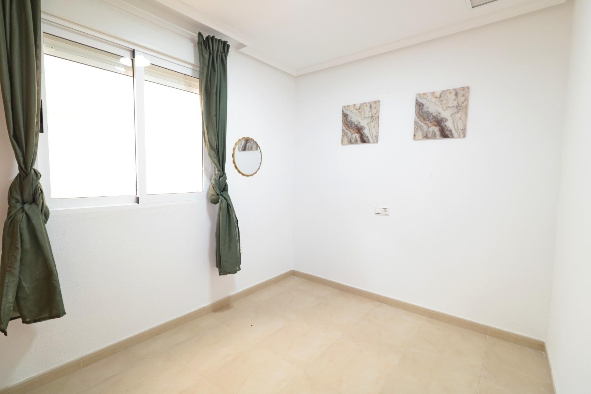 Venta - Apartamento / Piso -
Torrevieja - Acequion