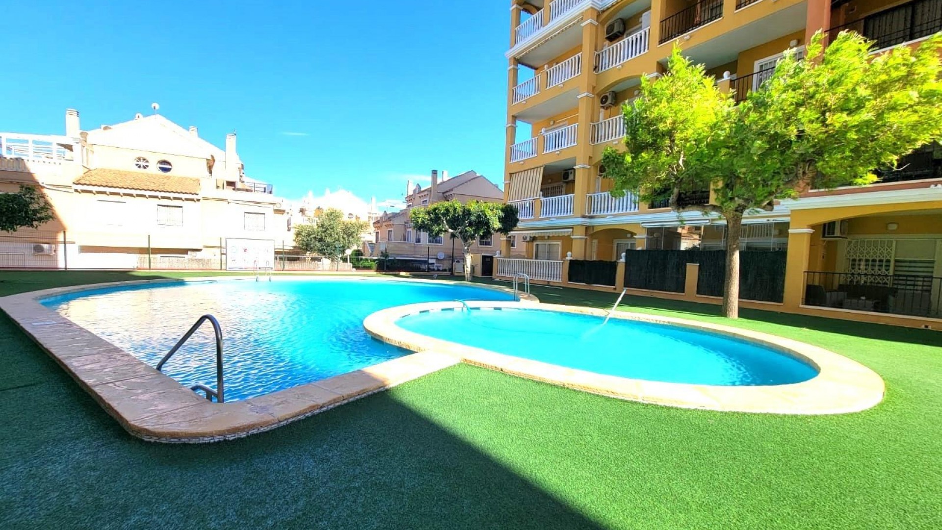 Venta - Apartamento piso -
Torrevieja - Aguas Nuevas
