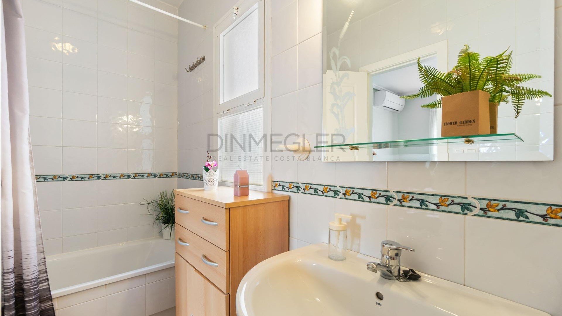 Venta - Apartamento piso -
Torrevieja - Aguas Nuevas