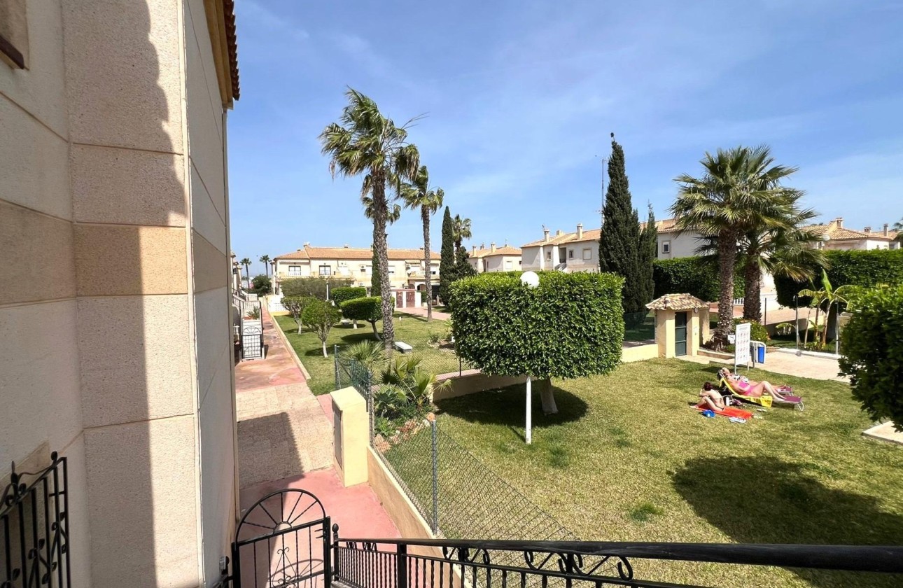 Venta - Apartamento / Piso -
Torrevieja - Aguas Nuevas